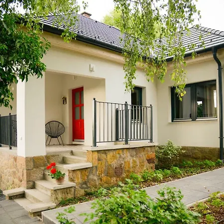 Guest house Alsopetenyi Vendeghazak *